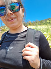 Cargar imagen en el visor de la galería, Primera Capa Mujer Manu Nativo