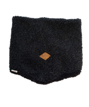 Cargar imagen en el visor de la galería, CUELLO CHIPORRO MANU NEGRO JASPEADO