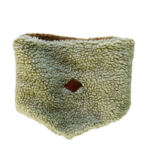 Cargar imagen en el visor de la galería, CUELLO CHIPORRO MANU VERDE NILO