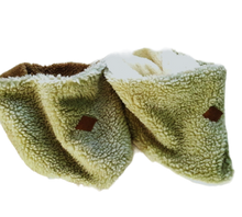 Cargar imagen en el visor de la galería, CUELLO CHIPORRO MANU VERDE NILO