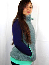 Cargar imagen en el visor de la galería, CHALECO EXPLORADOR MUJER