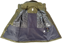 Cargar imagen en el visor de la galería, Parka Impermeable Tábano Mujer
