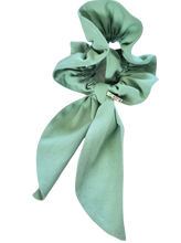 Cargar imagen en el visor de la galería, SCRUNCHIES NILO

