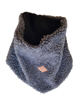 Cargar imagen en el visor de la galería, CUELLO CHIPORRO MANU MARENGO OSCURO
