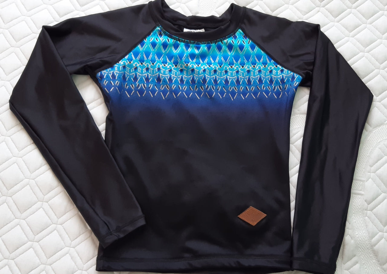 Sleeve Top long black-sky