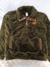 Cargar imagen en el visor de la galería, PULLOVER KODIAK VERDE MUSGO MUJER
